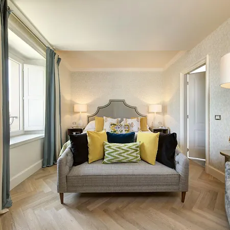 Rocco Savoy Hotel