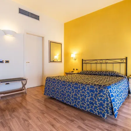 Hotel Benivieni 3*