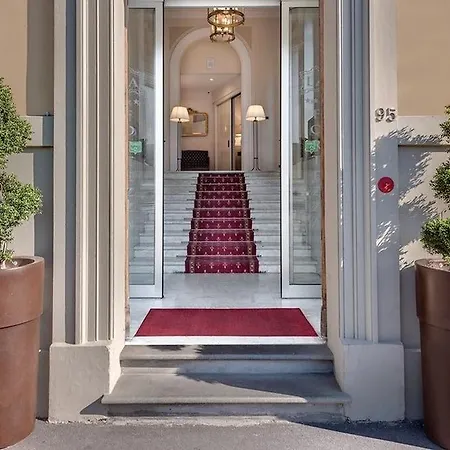 La Fortezza Otel 3*