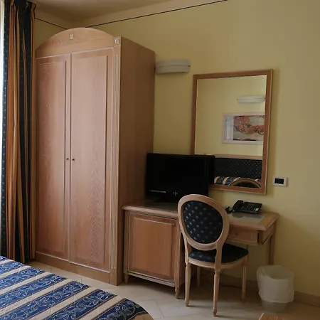 Anna's 2* Florencia