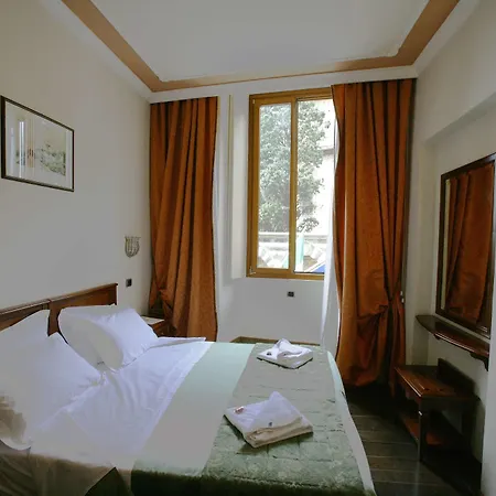 Domus Florentiae 4*