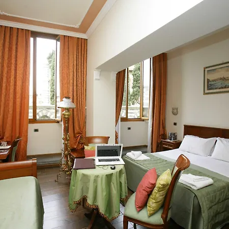 Domus Florentiae 4* Florence