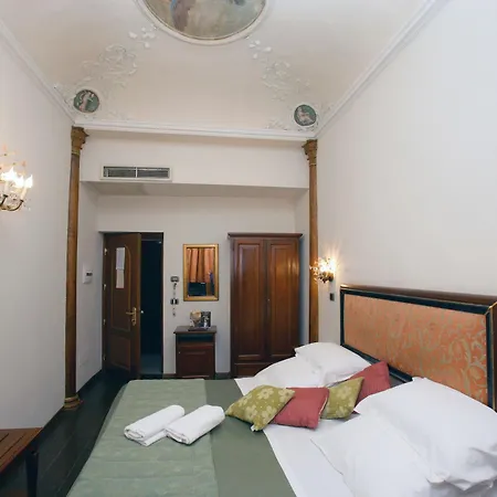Domus Florentiae Hotel
