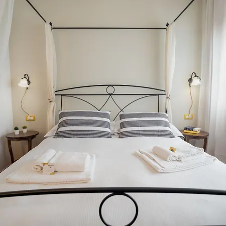 Couette-café Antica Posta 3*