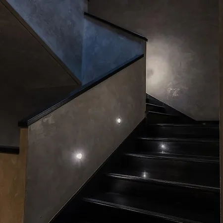 Cosmopolitan 4*