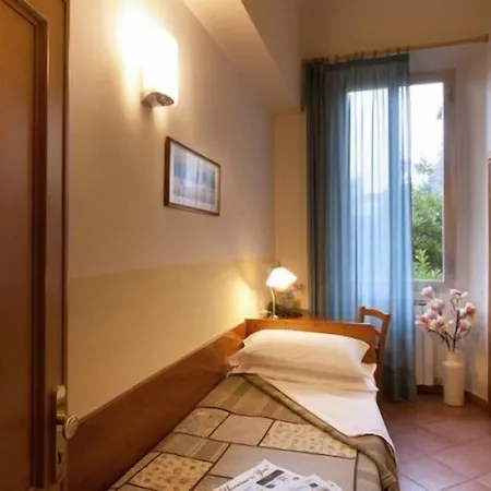 Hotel Eden 3*