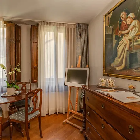לינה וארוחת בוקר Residenza D'epoca In Piazza Della Signoria 2*