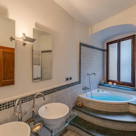 Residenza D'epoca In Piazza Della Signoria לינה וארוחת בוקר פירנצה