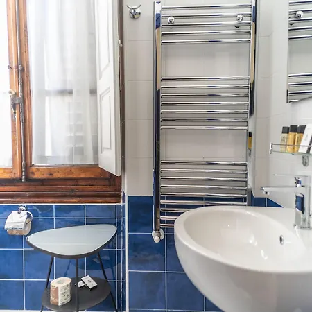 La Residenza Di Michelangelo Bed & Breakfast 3*