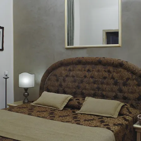 Relais Dante E Beatrice 3*