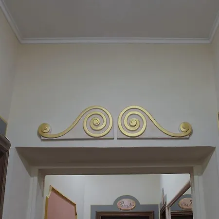 Bed and Breakfast Relais Dante E Beatrice 3*