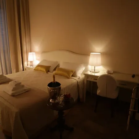 Hotell Renaissance 3*