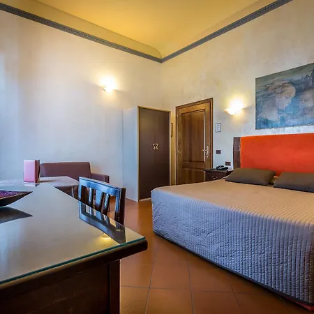 Delle Tele Hotel 3*