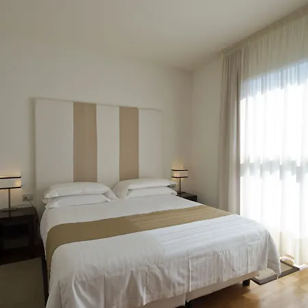 Eden Rock Aparthotel