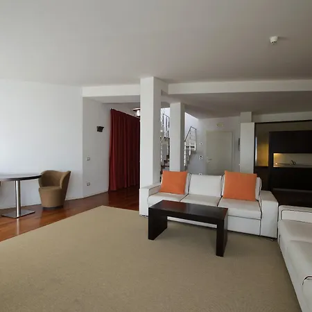 Aparthotel Eden Rock