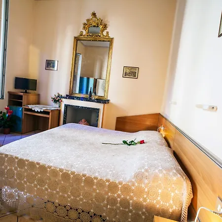 Il Castagno Hotel 2*