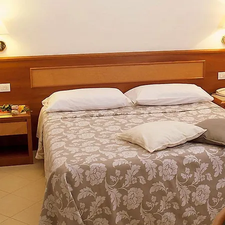 Bonifacio Hotel 3*
