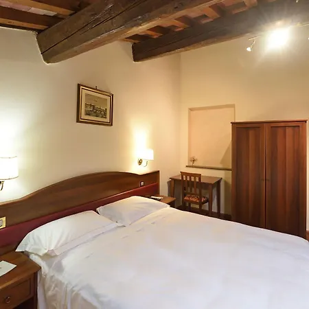 Relais La Corte Di Cloris 3*