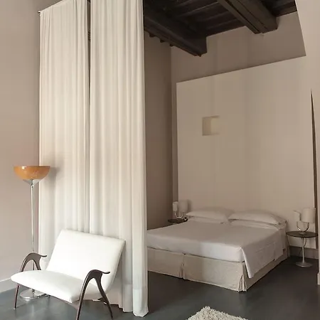 Riva Lofts 4* Florence