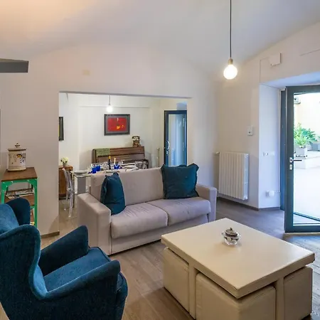 Pianista's House Apartment *