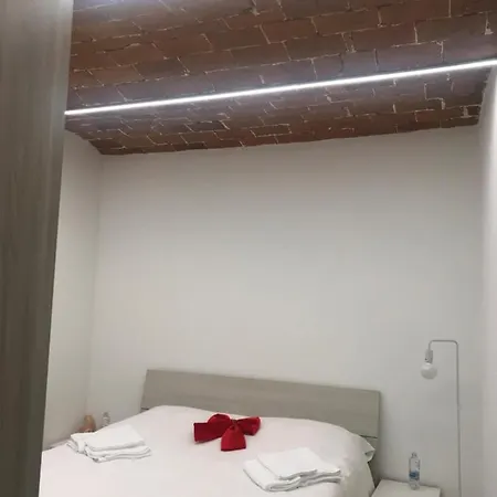 Elegante E Spazioso Bilocale In Zona Certosa Apartment