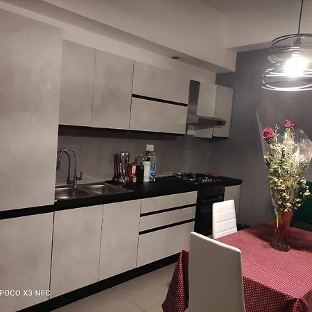 Apartment Ricky-lerua *