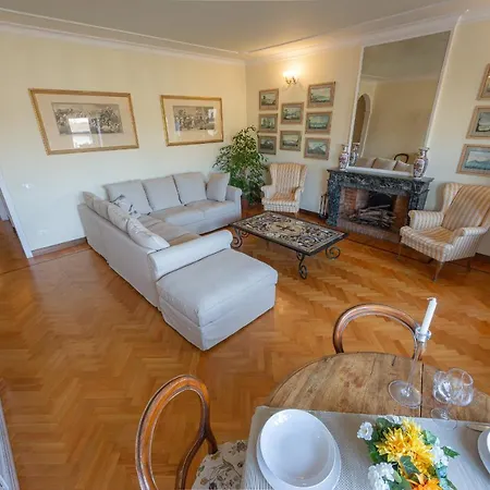 Ponte Vecchio Luxury Ii