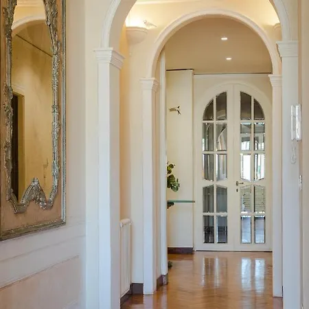 Ponte Vecchio 3 Bedroom *