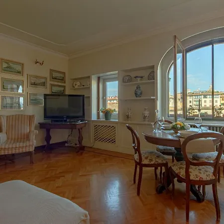 Apartment Ponte Vecchio Luxury Ii Florence