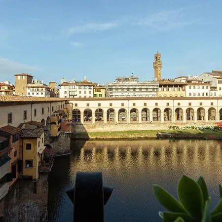 Apartment Ponte Vecchio Luxury Ii Florence
