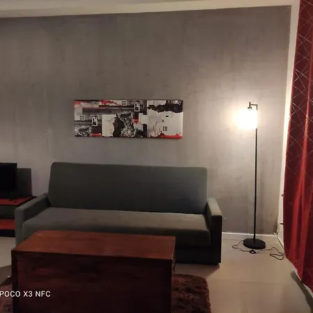 Apartment Ricky-lerua *