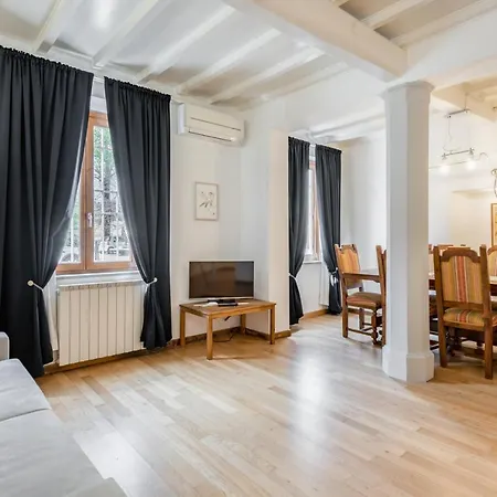 Lungarno & Parco Delle Cascine Lovely Apartment *