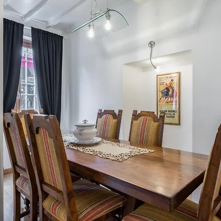 Lungarno & Parco Delle Cascine Lovely Apartment