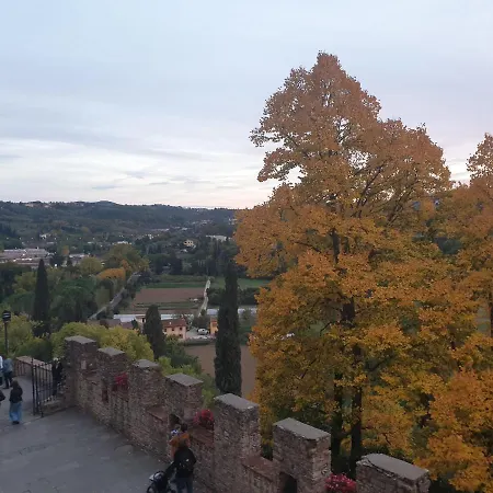 Appartement Elegante E Spazioso Bilocale In Zona Certosa