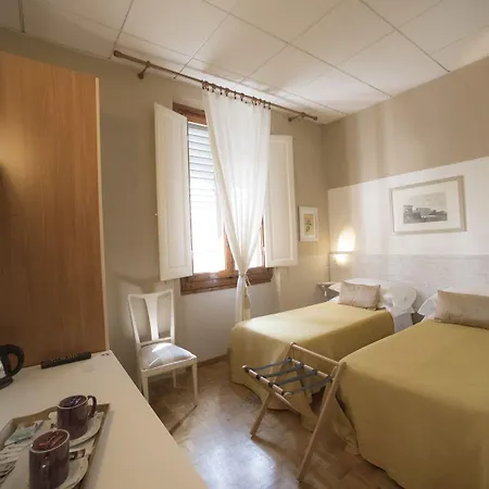 Residenza Manzoni 3* Florens