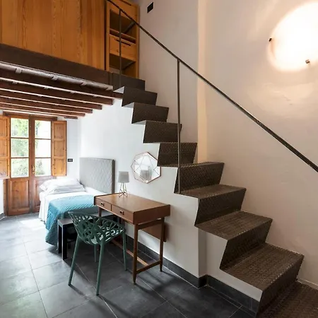 Pilastri 35 Appartement *