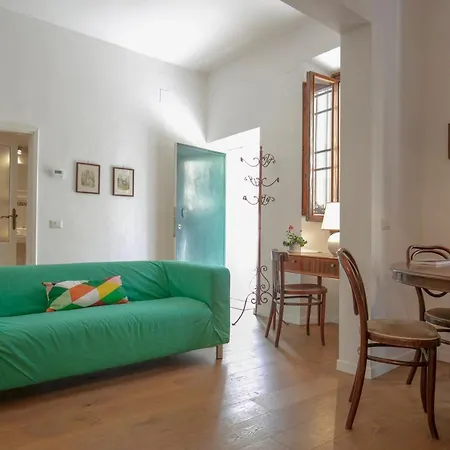 Appartamento Roommo Viuzzo Delle Canne *