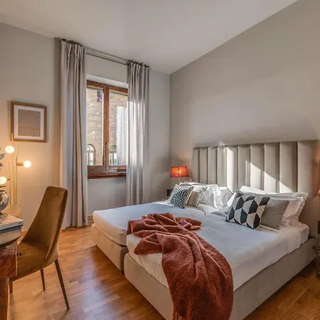 Apartment - Santo Stefano's Mirror *