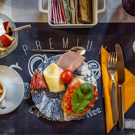La Stella D'oro Bed & Breakfast 3*