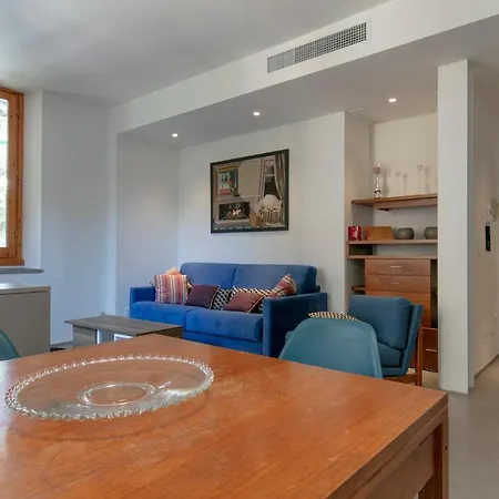 Roommo Viale Dei Mille Apartment Florence