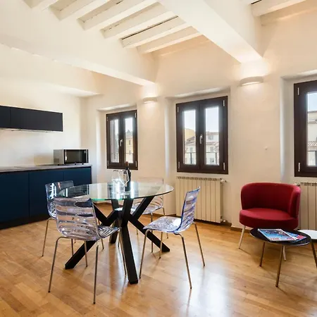 Apartment Santa Croce Palace By Mmega *