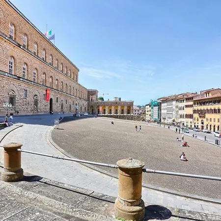 Apartment Genteel Piazza Pitti