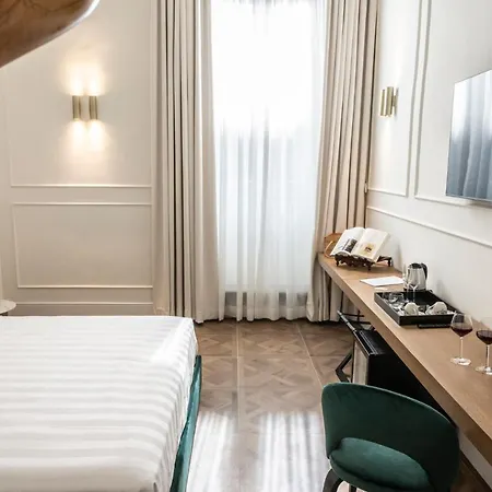 Residenza Quartieri Storici Suites Affittacamere *