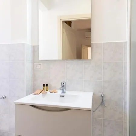 Apartment Santa Croce Palace By Mmega Florence