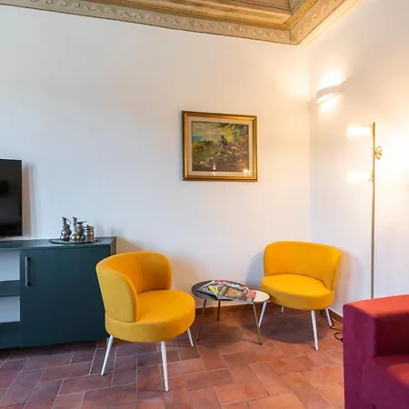Santa Croce Palace By Mmega