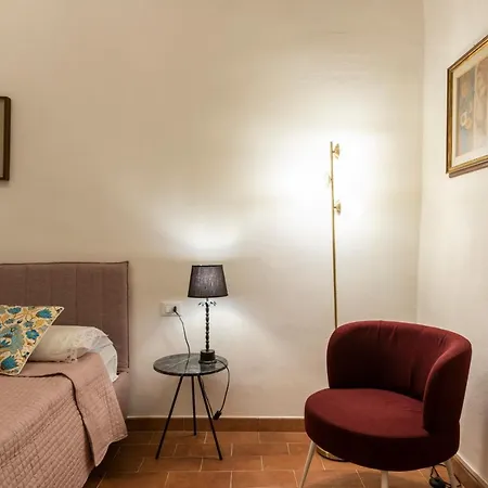 Santa Croce Palace By Mmega Apartment