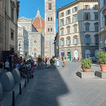 Affittacamere Residenza Quartieri Storici Suites Firenze