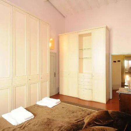 Ognissanti 33 Apartment