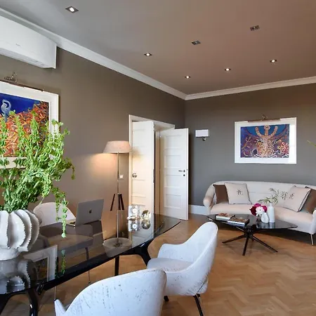 Aparthotel Tornabuoni Collection Residenza D'epoca Florenz