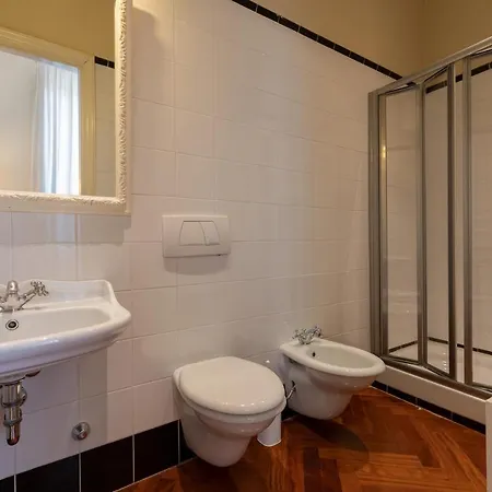 Seta Spacious Next To The Duomo *
